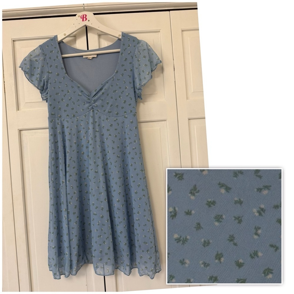 See You Monday Baby Blue Flutter Sleeve Sweetheart Floral Dress Small Babydoll